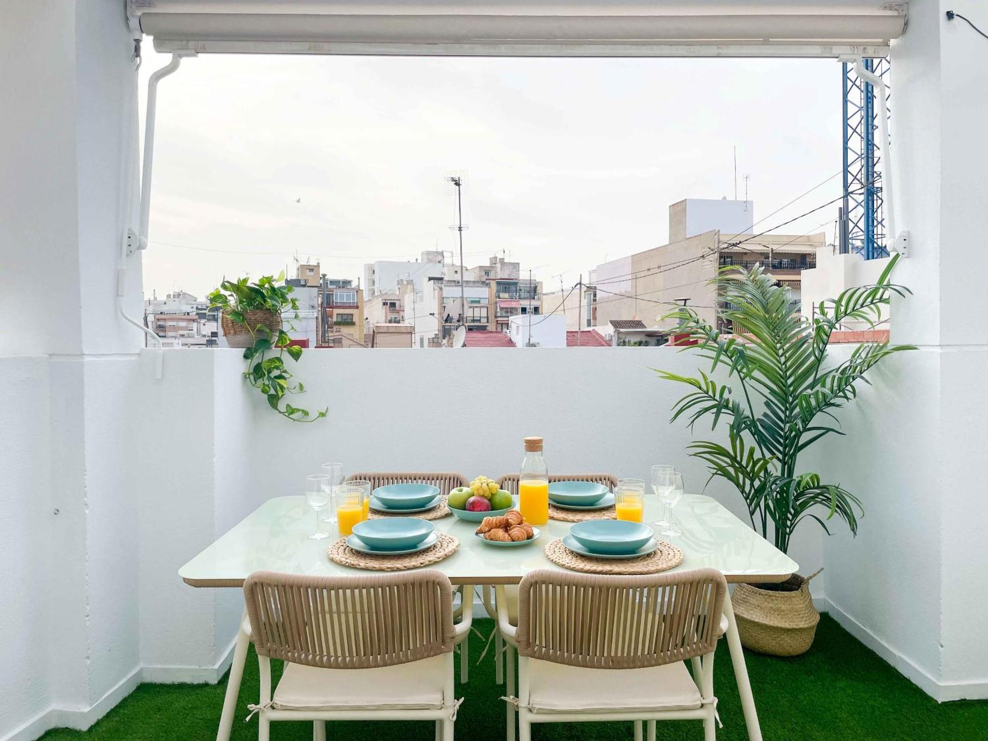 El Atico Del Mercado. Un Lugar Dificil De Olvidar. Alicante Ngoại thất bức ảnh